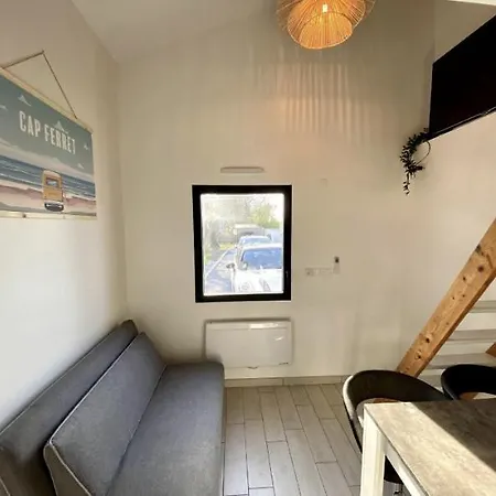 Privat bolig Studio, Terrasse, Acces Piscine, 25 Min D'arcachon Mios